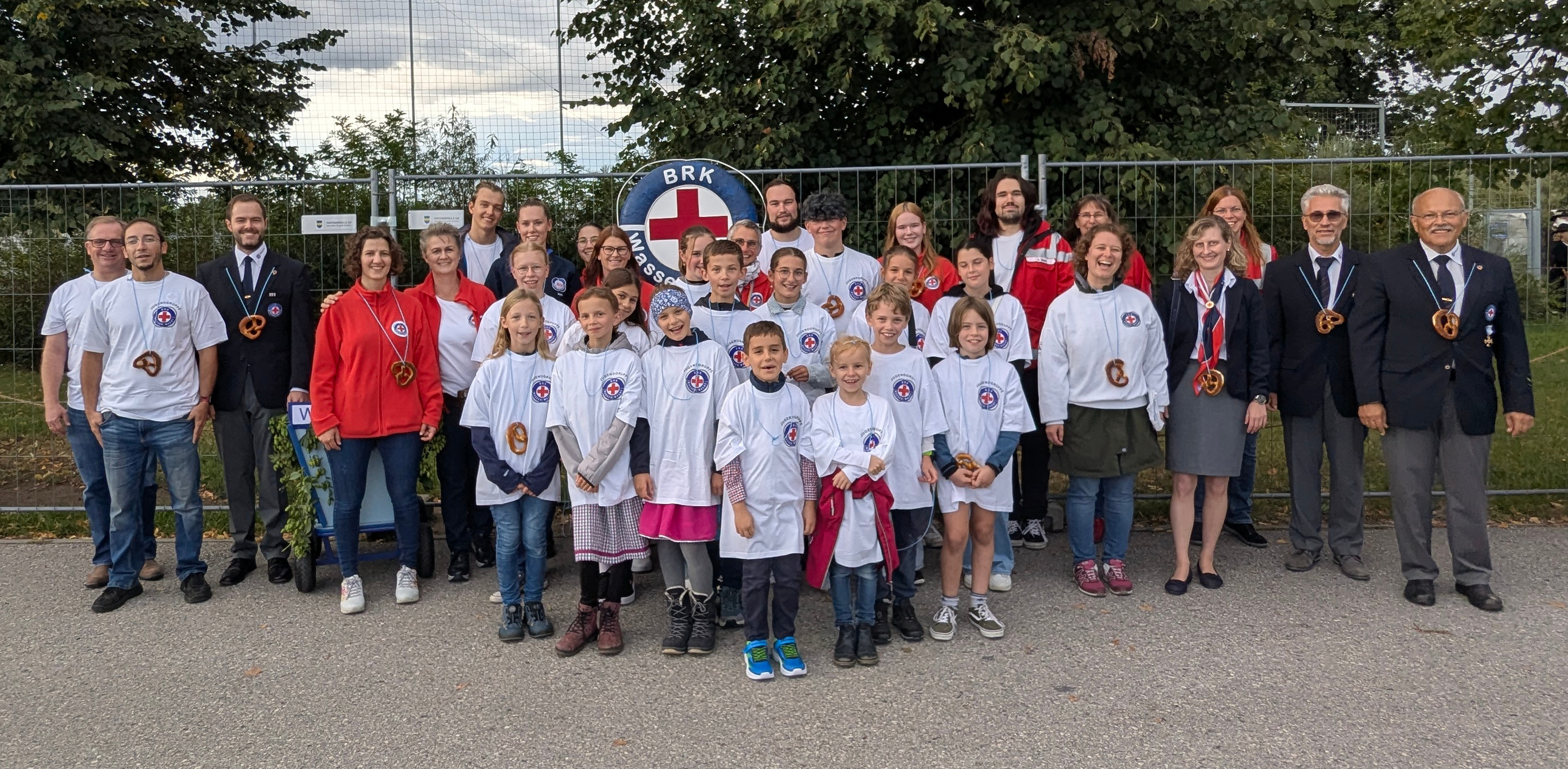 Gruppenbild aller Teilnehmer